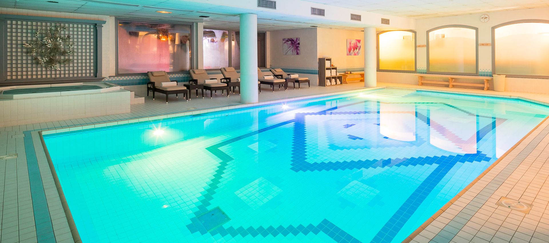 piscine intérieur-hotel courchevel